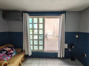 Apartment with a terrace - Image 5