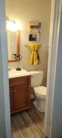”Cozy Mustard Retreat: Entire Home, See You Soon! - Image 3
