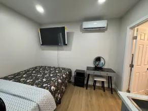 Cozy private room with p/bathr 13464-B - Image 2