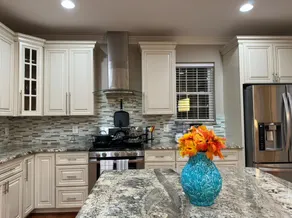 Posh House | Near DC/National Harbor/Fort Belvoir - Image 3