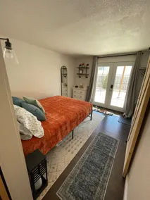 5 star *Cozy, Clean, and Bright! Private WalkOut* - Image 3