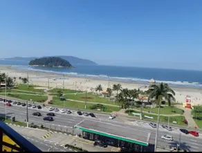 Beautiful beachfront flat with balcony and parking space - Image 2