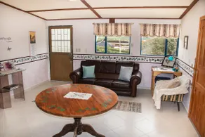 modern quiet country house - Image 3