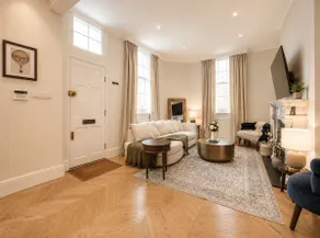 Chelsea 4‑BR, 4 Ensuites | Roof Deck, Quiet Street - Image 5