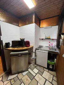 Top City Location with Gas Grill & Terrace - Image 5