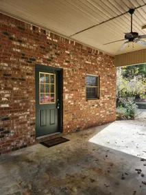 Peaceful Escape: Cozy Living - Image 3