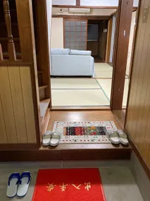 Entire house, great for a vacation, 2 stations away, great for groups and families, close to a hot spring facility - Image 4