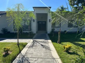 Spacious Cozy 5BR oasis’Retreat with Private Pool - Image 2