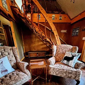 Cozy Cabin with Arcade Loft - Image 4