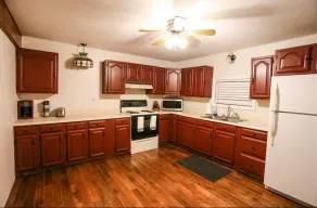 Cozy 1BR Ski Cabin, Pet Friendly - Image 3