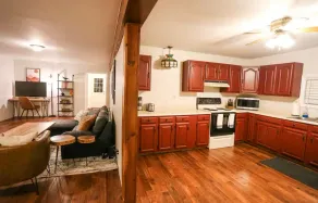 Cozy 1BR Ski Cabin, Pet Friendly - Image 2