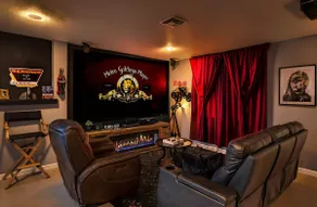 Cinema Desert Hollywood | Near UofA & Gemshow - Image 3