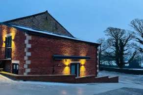 The Retreat Wrightington- 5 minutes from j27 M6 - Image 2