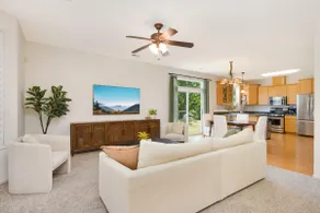 Close to Parks, Fitness & Shops | St. Paul Gem - Image 2