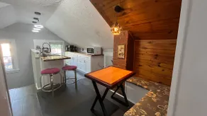 Robin's Corner - Image 4