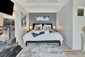 Modern Sunlit Coastal Retreat - Image 3