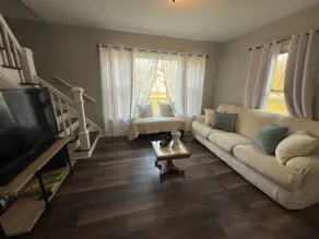 Cozy 3BR Home Near Chicago - Image 2