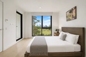 The Evelyn Port Melbourne by Ready Set Stay - Image 3