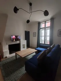 Cozy and elegant with 2 bedrooms. - Image 2