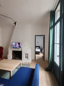 Cozy and elegant with 2 bedrooms. - Image 5