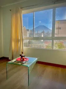 Duplex Deluxe Metropolis 054 - Ventana al Misti - Image 2
