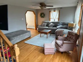 Peaceful home in Central Maine - Image 3