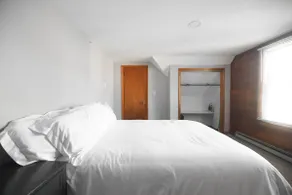 Cozy, Close to Griffin Hospital - Image 3