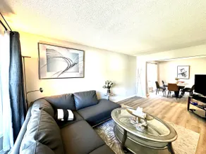 Cozy and spacious vacation home in Toronto - Image 3