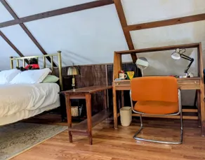 The Chirpy Chalet~ Peace & Quiet~No Cleaning Fees! - Image 3