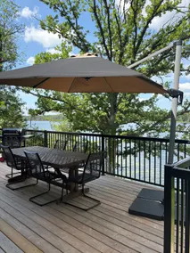 Cozy Lakefront Escape • Kayaks, SUPs & Pedalo - Image 3