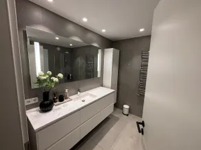 4 bedroom and very spacious - Image 2