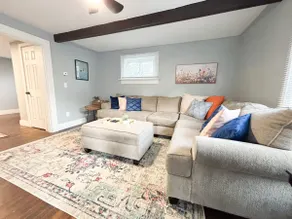 Charming House in the Heart of Downtown Troy! - Image 4