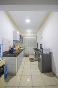 Classic 2BR Apartment in Bamburi - Image 5