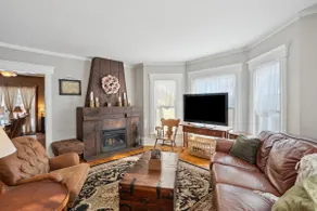 Walk downtown 3bdrm 4 bds 2 bathrm State certified - Image 3