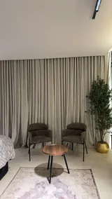 Suite with self check-in and modern design - Image 4