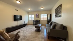 City Experience in the Heart of Downtown Berkley - Image 4