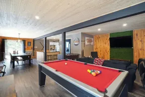 Cottage with hot tub and river view - Image 3