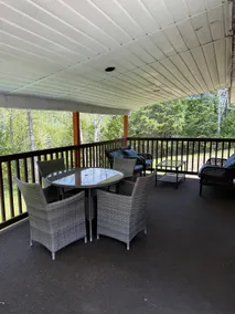 Cottage with hot tub and river view - Image 5