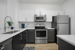 Chic Blue Apt w Patio| Free Parking| 10 min to ATL - Image 5