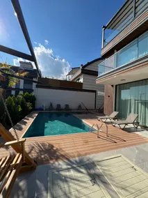 Luxury Villa with Pool and Sauna - 14 People - Image 4