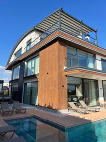 Luxury Villa with Pool and Sauna - 14 People - Image 3