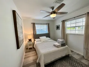 Your Coastal Escape in Naples! - Image 5