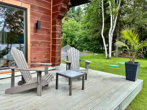 Rustic waterfront cottage - Image 5
