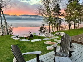 Rustic waterfront cottage - Image 3