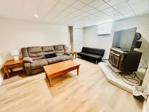 The Oasis Basement w/Hot Tub | Near WEC-Sleeps 3 - Image 4