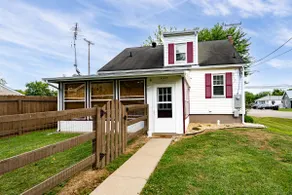 The Oasis Basement w/Hot Tub | Near WEC-Sleeps 3 - Image 3