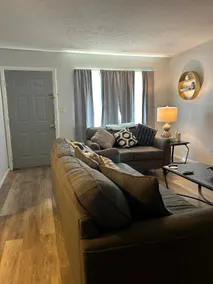 Cozy warm modern apartment - Image 3