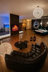 Diamond Luxury Suite, Whirlpool & finnische Sauna - Image 3