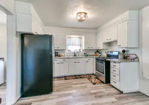 Crazy Cow Farmhouse - Family Friendly Stay - Image 5