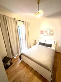 Sleep in the city's downtown district - Image 4